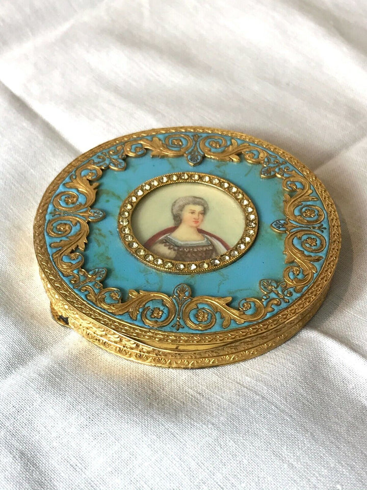VINTAGE COMPACT WITH MIRROR